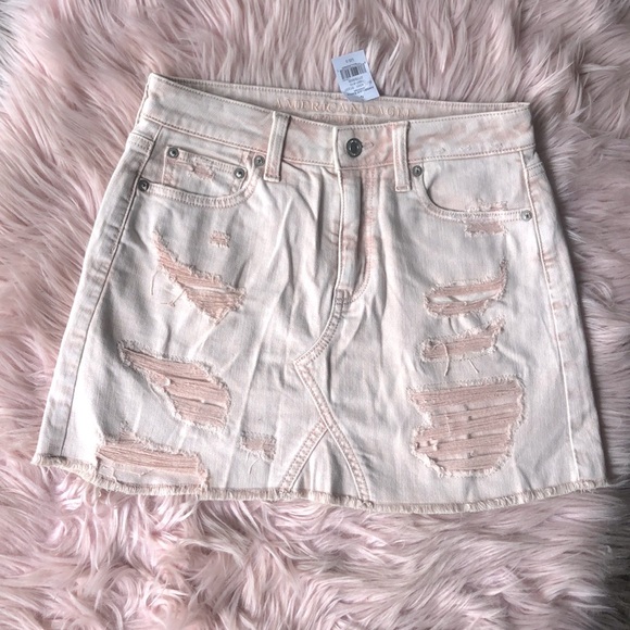 NWT American Eagle Outfitters Pink Distressed Super Stretch Skirt - Picture 1 of 3
